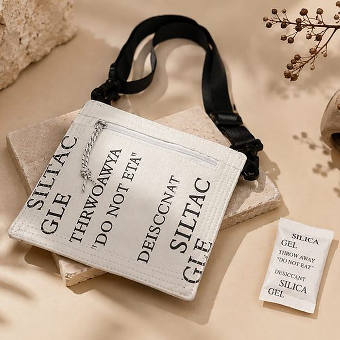 Pochette Imprimée à Bandoulière